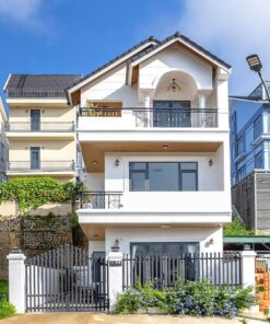 Pura Villa